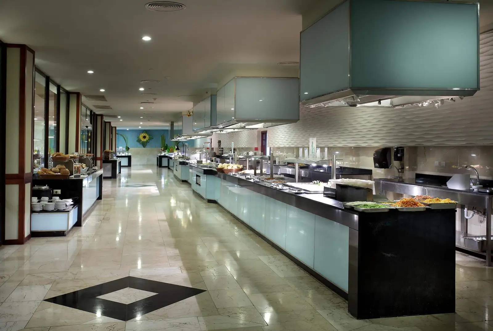 Grand Palladium Punta Cana Resort Spa_Restaurante internacional show cooking La Catedral