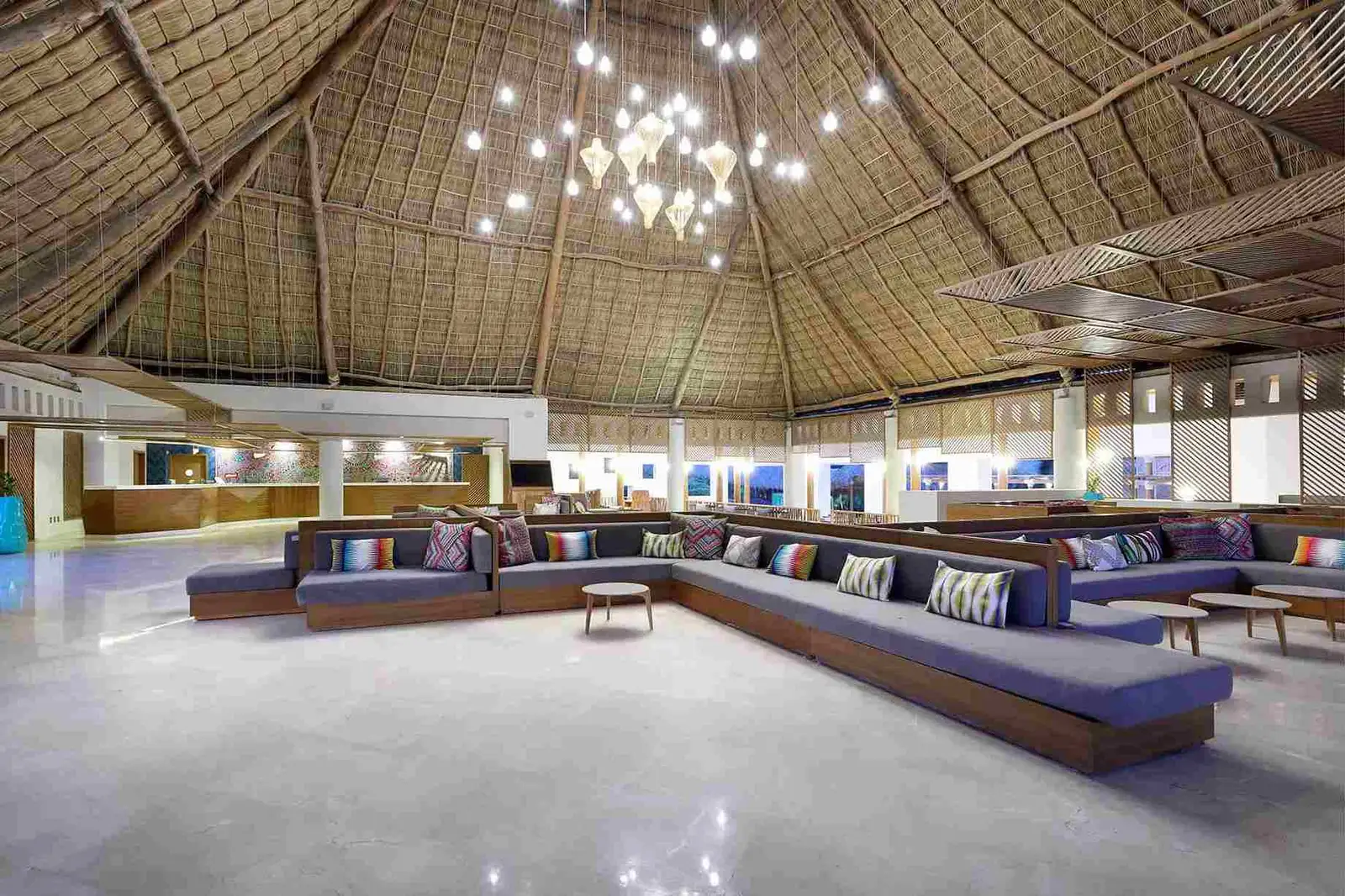 grand-palladium-vallarta-resort-spa-lobby