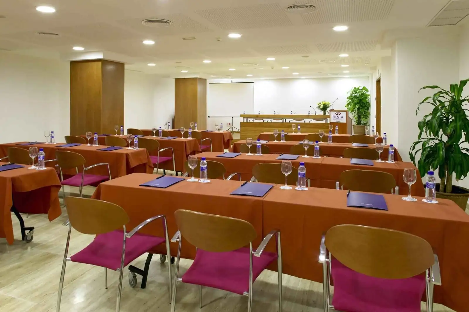 Palladium-Hotel-Palmyra_Lobby-Bar