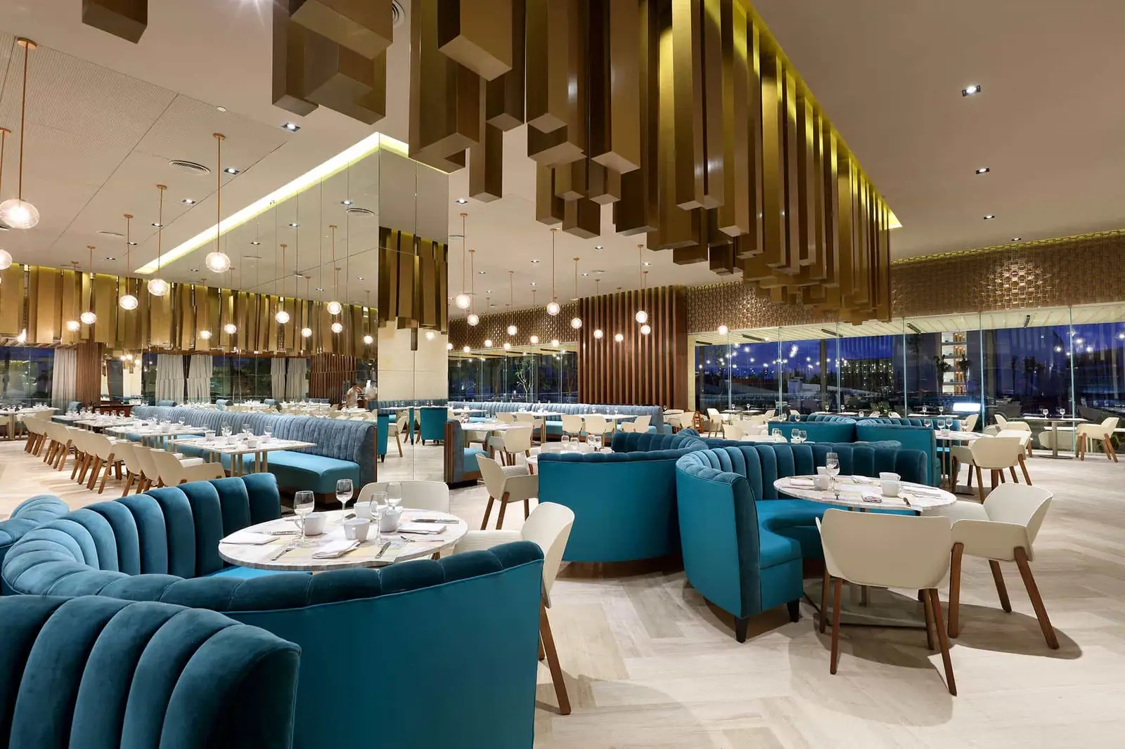 Grand Palladium Costa Mujeres Resort Spa_Vista del comedor del restaurante show cooking internacional Isla Blanca