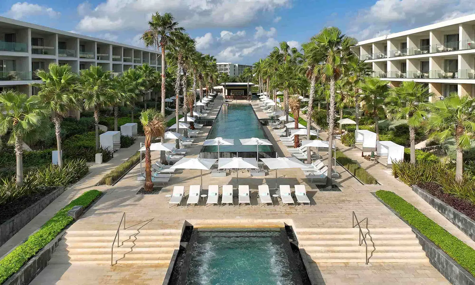 family-selection-grand-palladium-costa-mujeres-resort-spa-piscina-es-niu-10