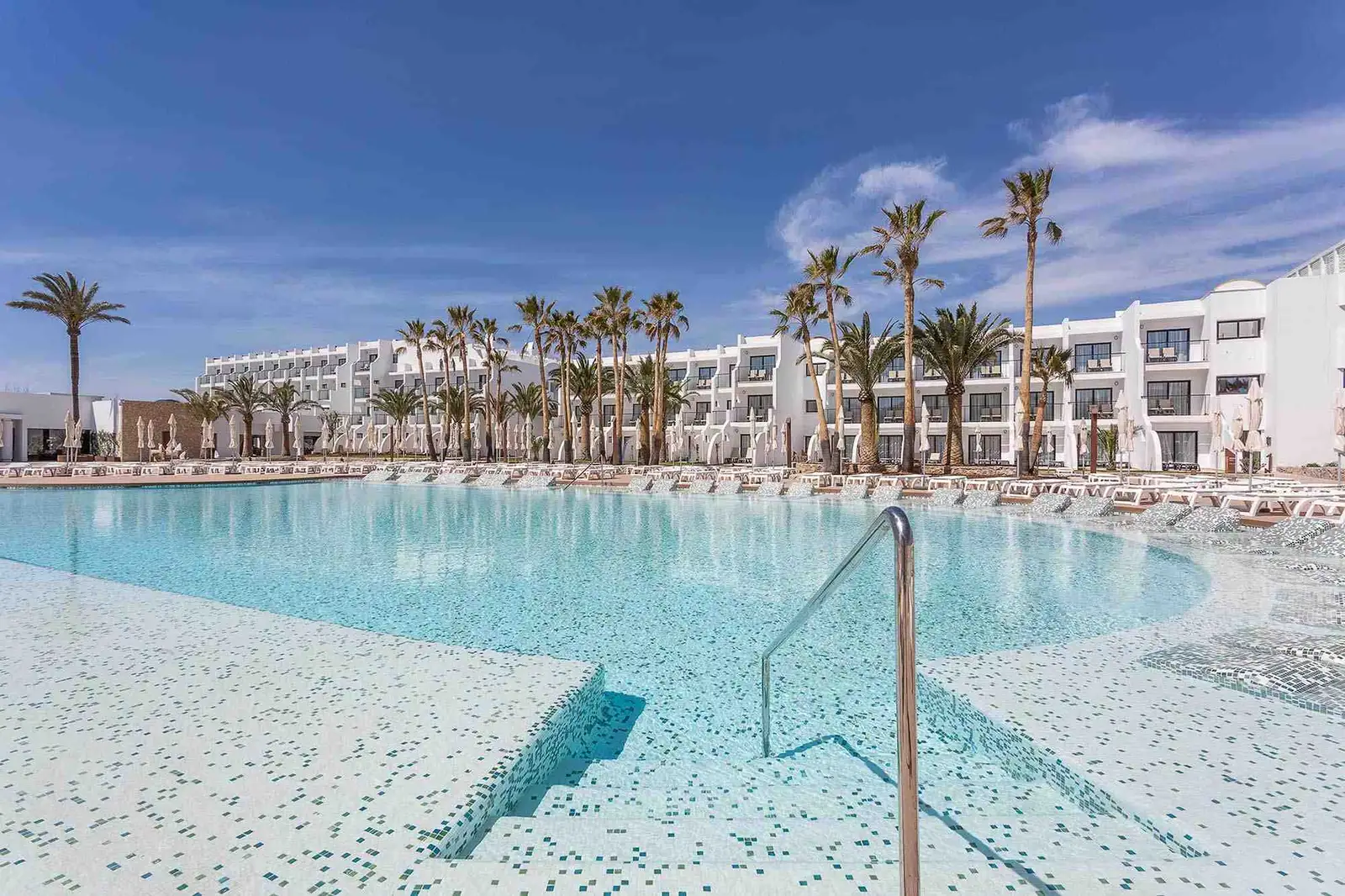 Grand-Palladium-White-Island-Resort-Spa10