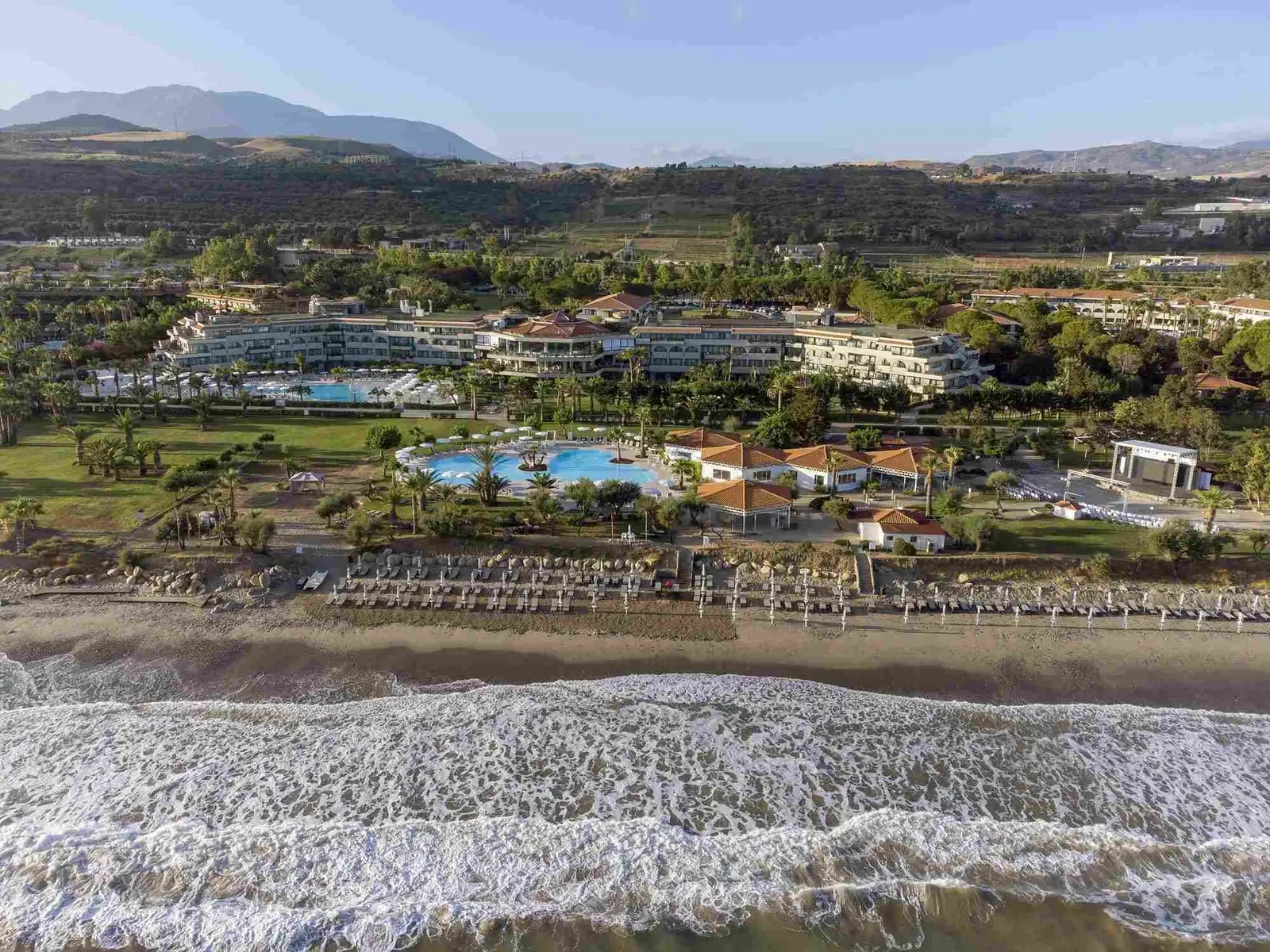 the_signature_level_at_grand_palladium_sicilia_vista_aerea