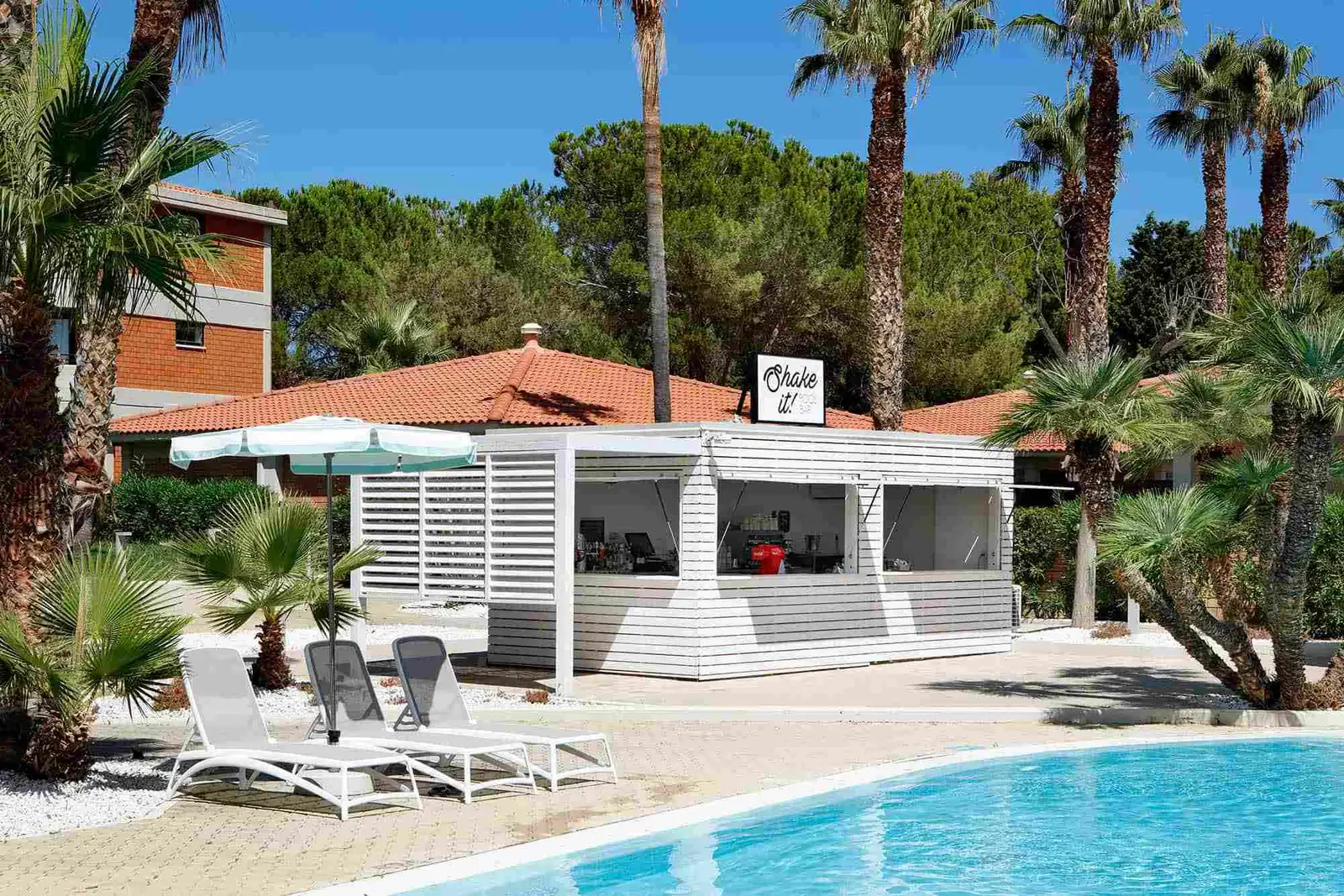 Grand-Palladium-Sicilia-Resort-Spa-Shake-it-Bar-3