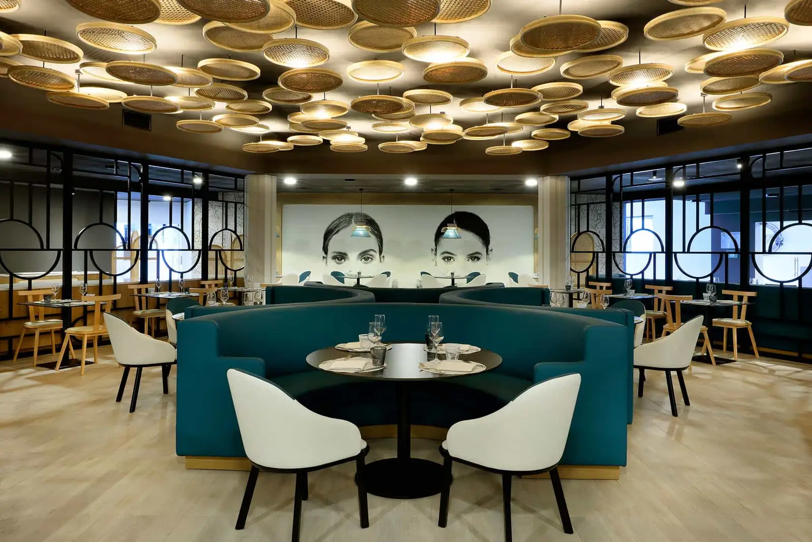 Grand-Palladium-Sicilia-Resort-Spa-Chang-Thai