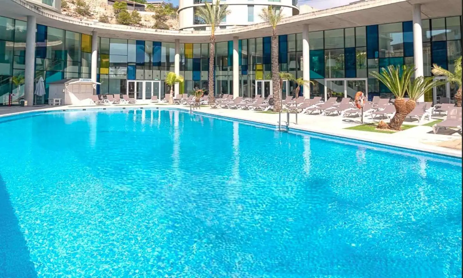 palladium-peniscola-instalaciones-pool