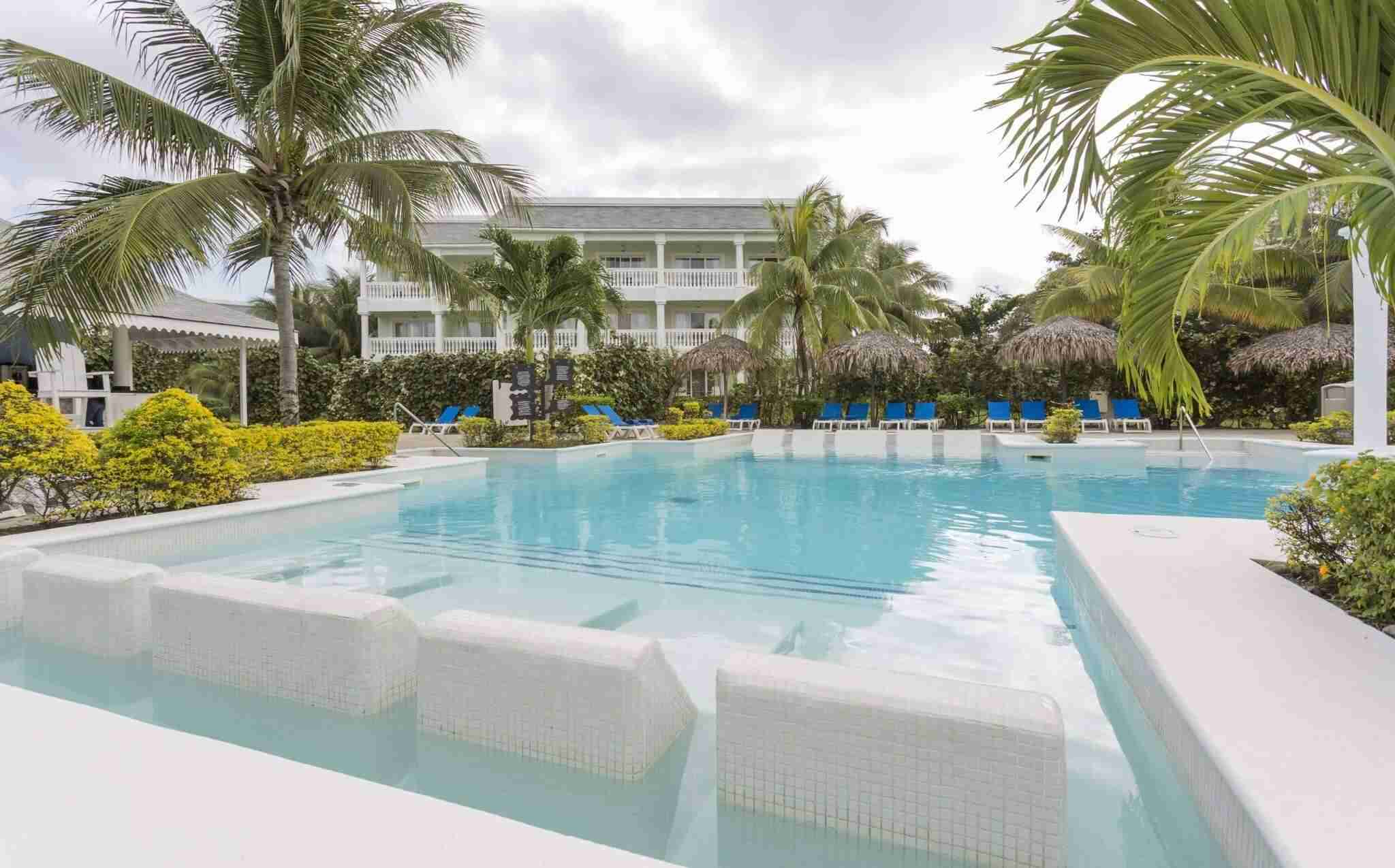 Grand Palladium Lady Hamilton Resort & Spa Piscina Coral